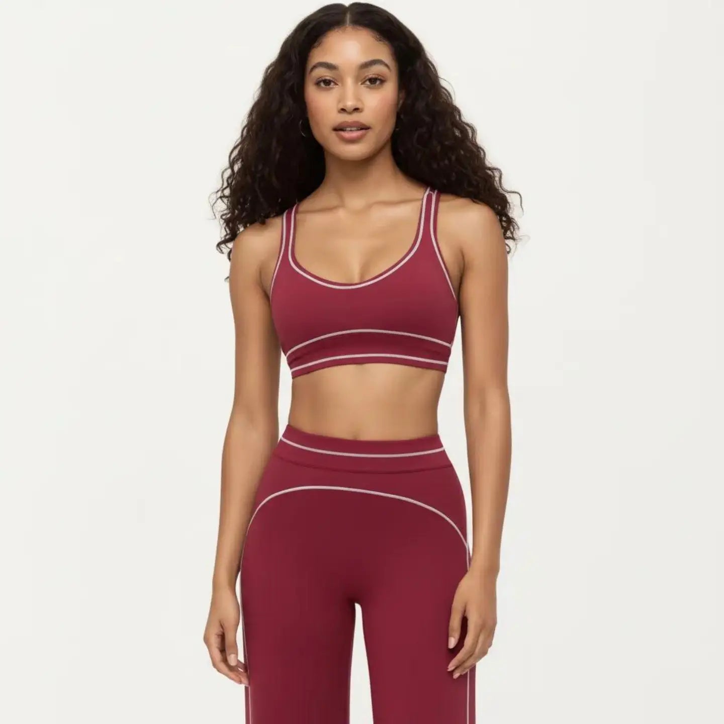 RIBBED FITTED SPORTS BRA TOP WITH SCOOP NECK CONTRAST TRIM AND MEDIUM SUPPORT